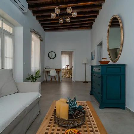 Komis Mansion בית נופש