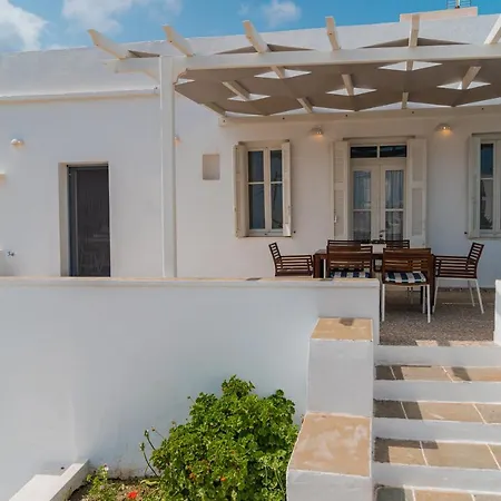 Komis Mansion Nyaraló *